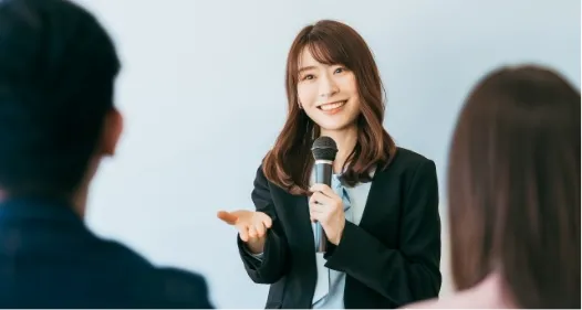 導入事例PDFやプレゼン資料として営業トークに活用